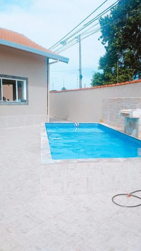 Casa nova com piscina em Itanhaém!!